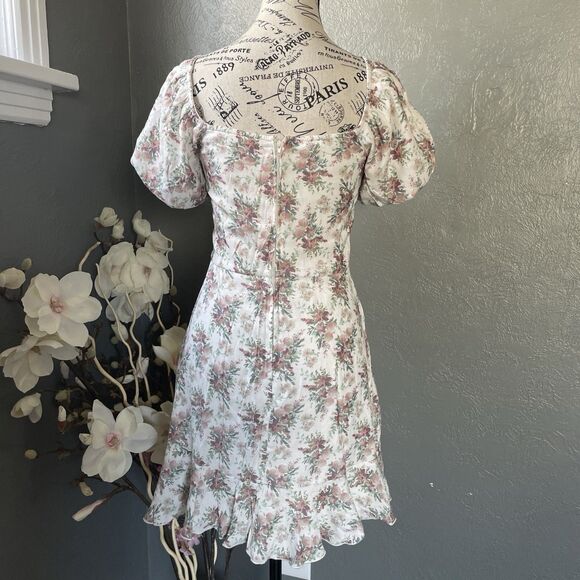 Trixxi Women's A-Line Puff Sleeve Mini Wrap Dress Size M Floral Off-Shoulder - Picture 7 of 11